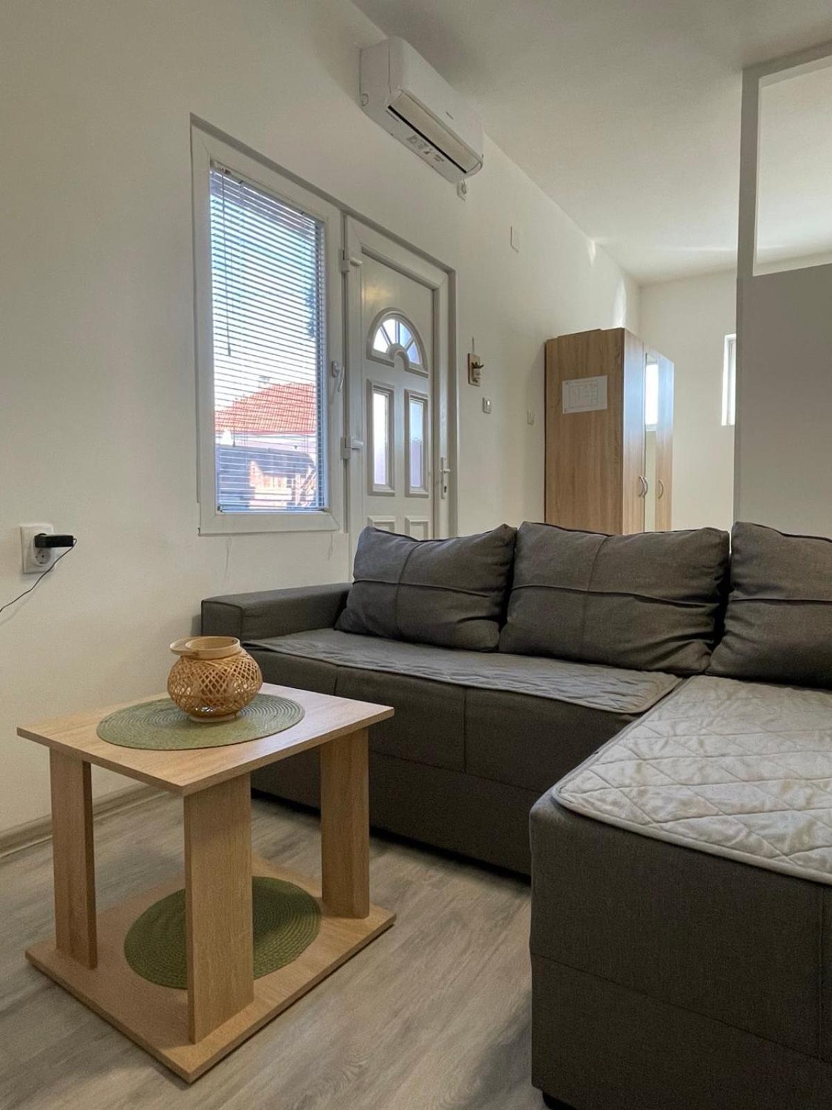 Apartman Arthur Kikinda Exterior foto